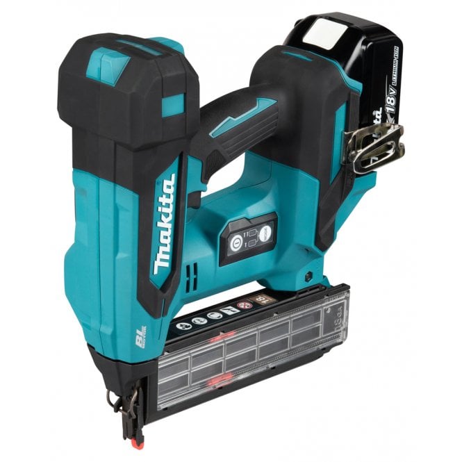 Makita DBN501RTJ 18v Cordless Brad Nailer 18 Gauge Kit